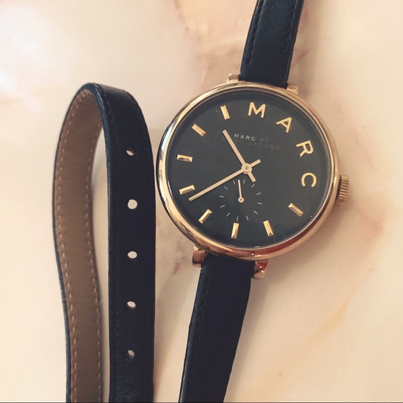 Marc By Marc Jacobs Accessories - marc jacobs skinny black leather wrap-around watch